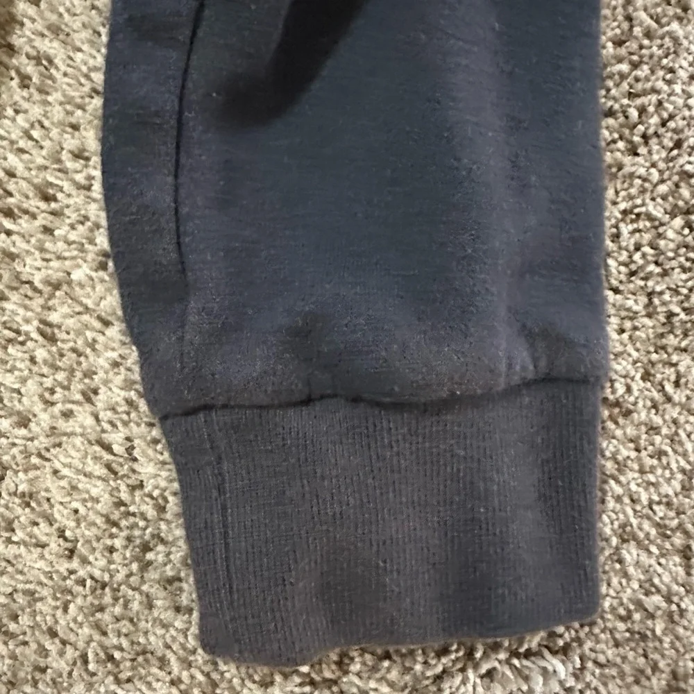 Under Armour kids black Hoodie